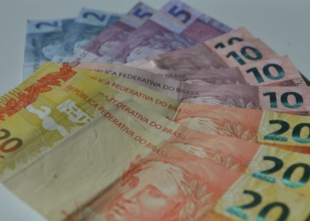Trabalhadores nascidos em dezembro recebem nesta segunda-feira (21) crédito do FGTS