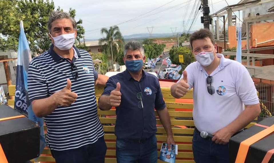Coligação Juntos Para Seguir Avançando realizou caminhada e carreata neste final de semana em Campo Bom