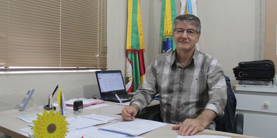 Flavio Foss, de Araricá, será entrevistado nesta segunda (19) às 8h30