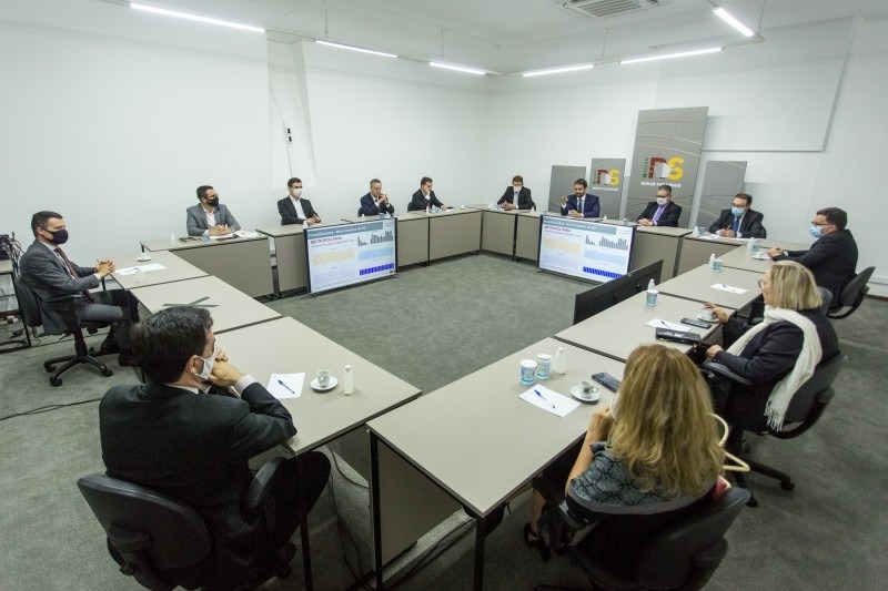Conselho de RS se reúne para debater Covid-19 e orçamentos