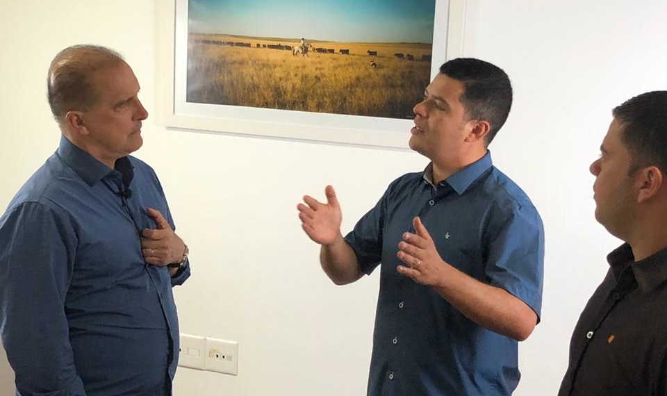 Ministro da Cidadania de Bolsonaro, Ônyx Lorenzoni declara apoio para Oseas e Davi em Araricá