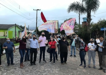 Spoloar e Egon, candidatos à prefeitura de Sapiranga, realizam visitas e caminhadas na primeira semana de campanha