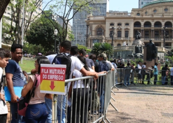 Programa de suspensão de contrato e redução de jornada é prorrogado