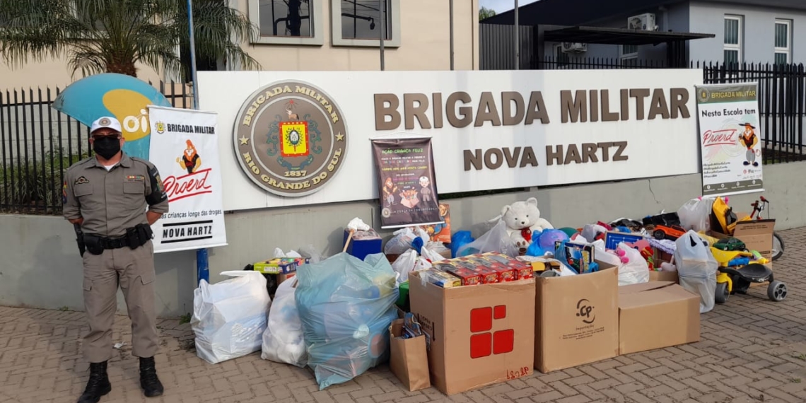 Brigada Militar de Nova Hartz arrecada brinquedos para Dia das Crianças