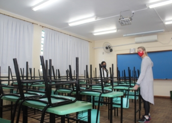 Voltar ou não:  educadores vivem dilema do possível retorno do 9º ano