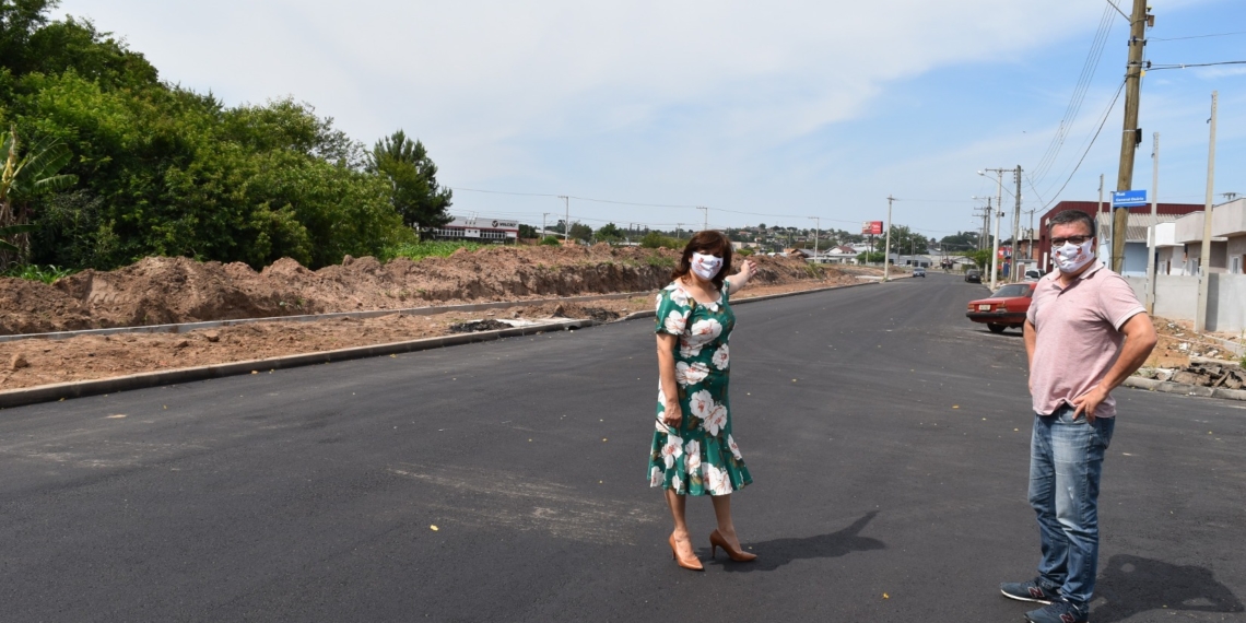 Prefeita Corinha visita obras em Sapiranga