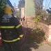 Incêndio destrói casa de madeira na área central de Campo Bom