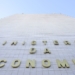 Ministério melhora previsão de queda da economia