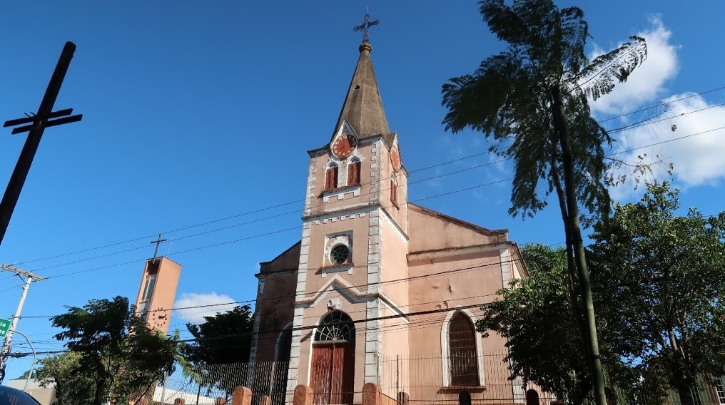 Prefeitura avalia tombamento da Igreja da Trindade, em Campo Bom