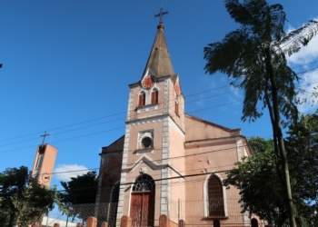 Prefeitura avalia tombamento da Igreja da Trindade, em Campo Bom
