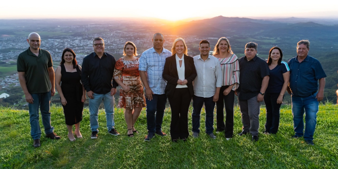 Prefeita eleita, Carina Nath apresenta secretariado em Sapiranga