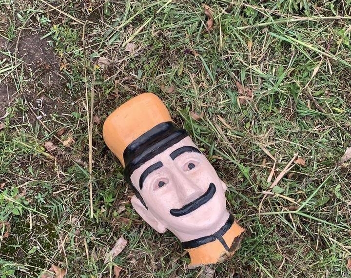 Cabeça da estátua de Genuíno Sampaio foi encontrada após nove meses em Sapiranga