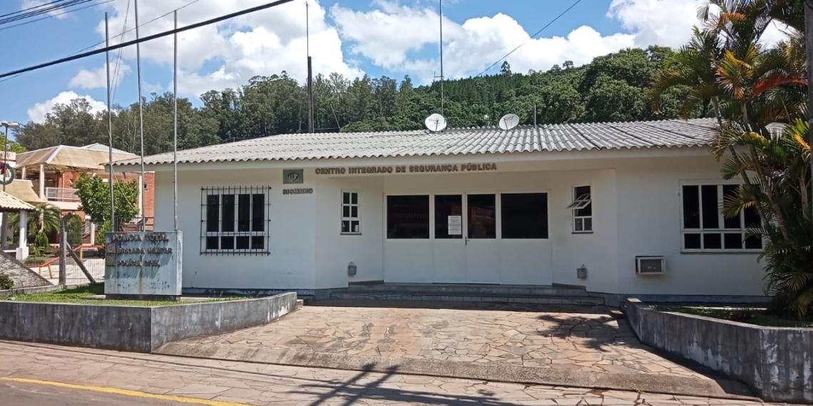 Padre é indiciado pela Polícia Civil por estupro de coroinha quando ele ainda era menor em Riozinho