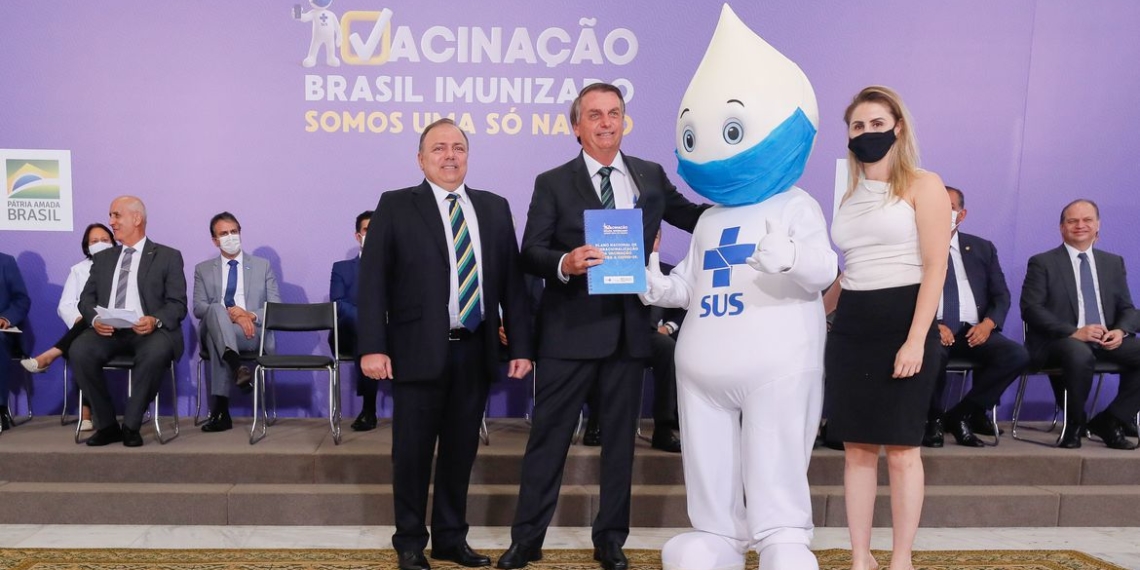 Campanha de vacinação contra o novo coronavírus terá ênfase na comunicação
