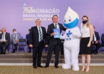 Campanha de vacinação contra o novo coronavírus terá ênfase na comunicação