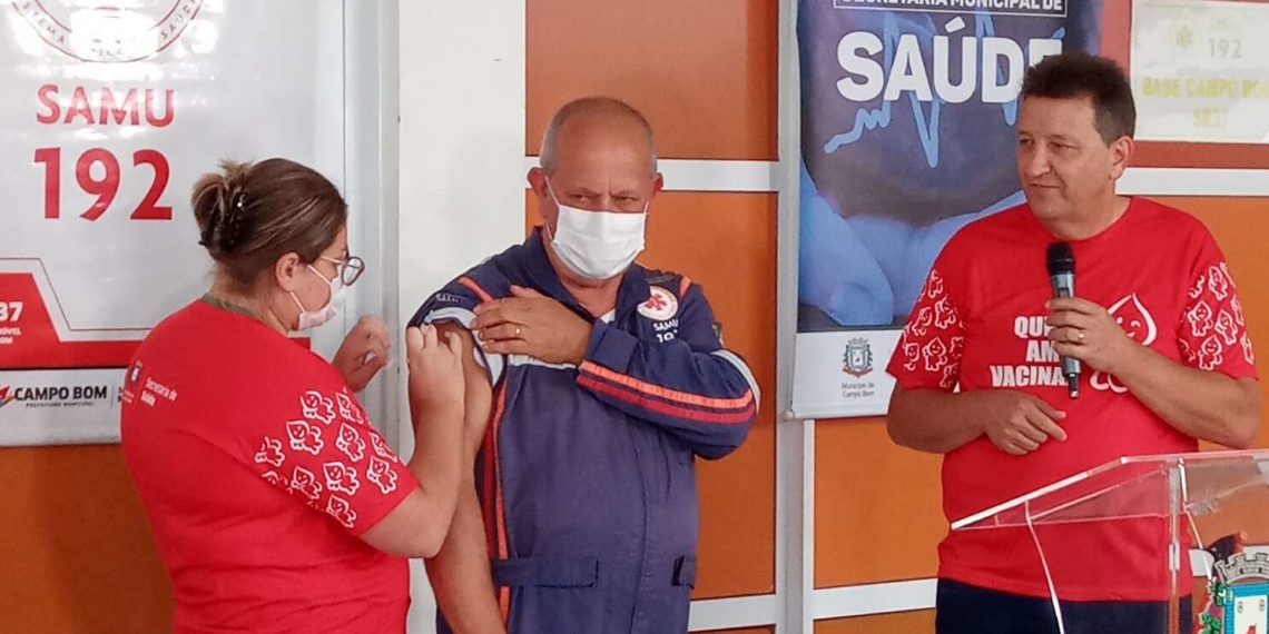 Campo Bom dá a largada na vacinação contra a Covid-19