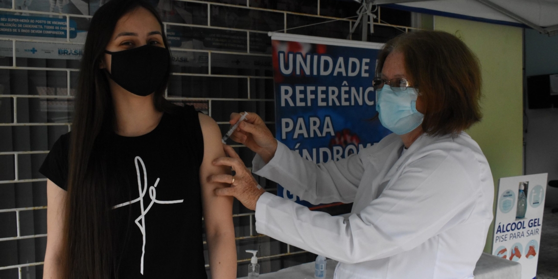 Vacinação contra Covid-19 começou nesta quarta (20) em Nova Hartz