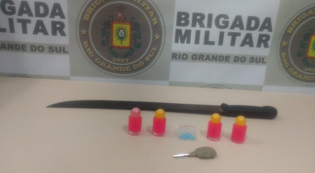 BM apreende droga com jovem em Sapiranga