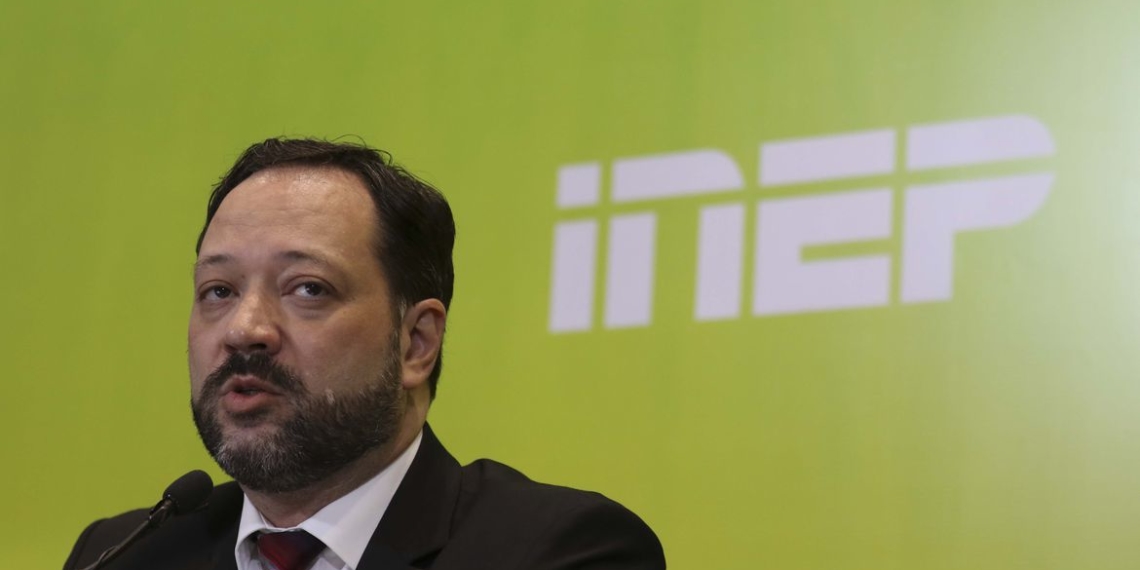 Segundo dia de Enem tem abstenção de 55,3%