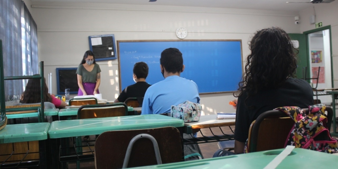 “Também pedimos que as famílias sigam se cuidando”, diz secretária de Educação de Sapiranga