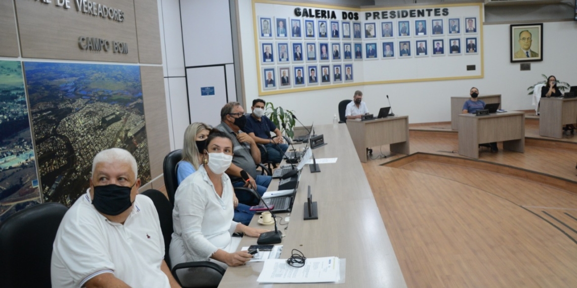Cooperativa Múltipla leva esclarecimentos de ações à Câmara de Campo Bom