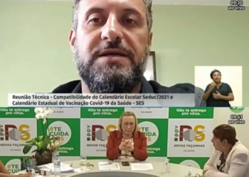 Deputado Issur Koch reforça necessidade de vacinar professores