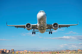 Avião voando em baixa altitude foi avistado por moradores de Campo Bom