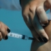 Covid-19: governo negocia compra de mais 30 milhões de doses de vacina