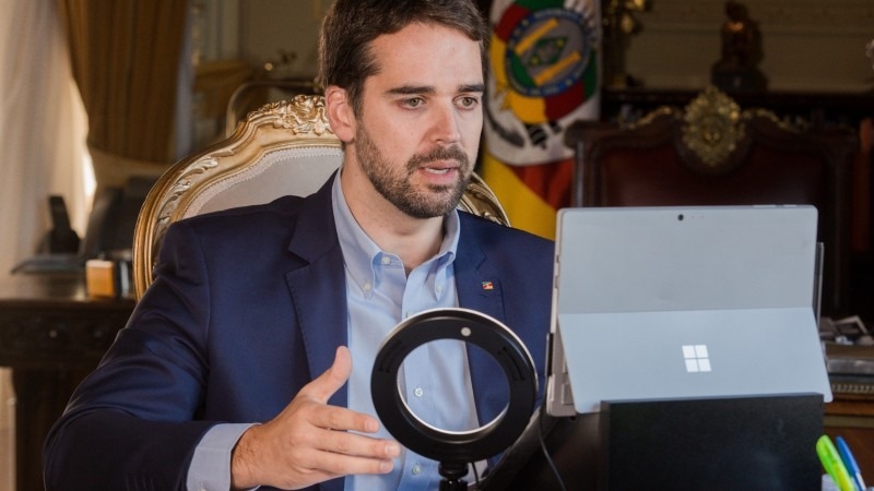Governador fala que cogestão e atividades econômicas devem ser retomadas, mas bandeira preta seguirá em vigor