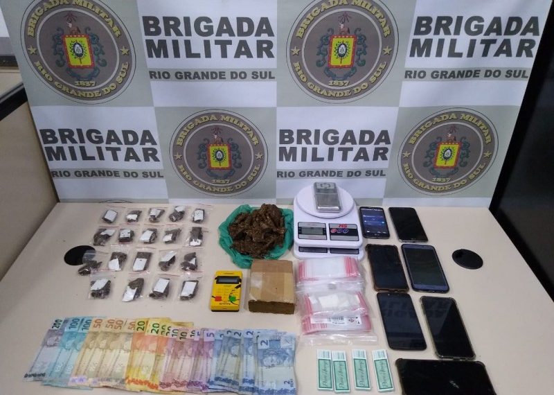 Dois acusados de tráfico de drogas são presos pela Brigada Militar em Sapiranga