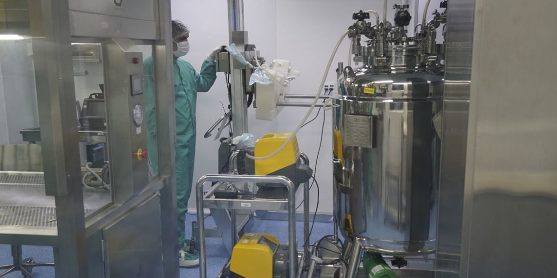 Fiocruz receberá em março o dobro de ingredientes para vacinas