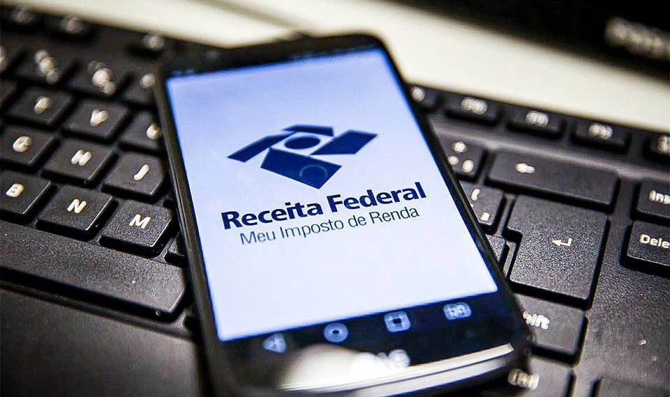 Câmara aprova projeto que amplia prazo para entrega do Imposto de Renda para 31 de julho