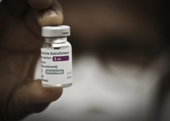 Fiocruz vai entregar 5 milhões de doses de vacina na sexta