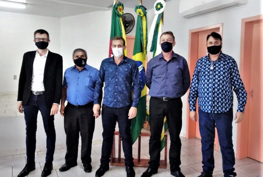 Coluna de política: Prefeitos da AMVARS e AMPARA pressionam Estado e a EGR por melhorias na RS-239