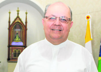 Padre Airton de Sapiranga segue internado em estado grave na UTI com Covid-19
