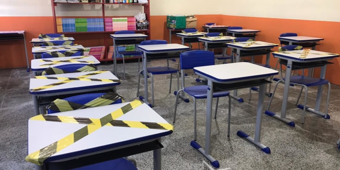 Governo publica decreto que permite a cogestão para a educação na bandeira preta