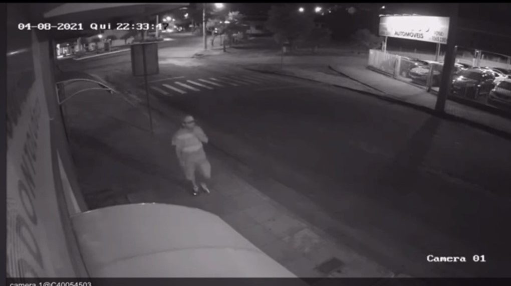 Bandido arromba loja à noite em Nova Hartz e causa prejuízo de R$ 8 mil