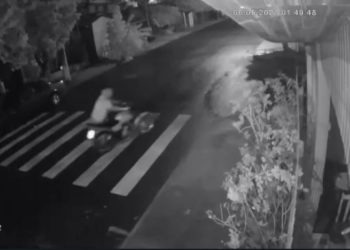Homem rouba moto e sai caminhando em Sapiranga