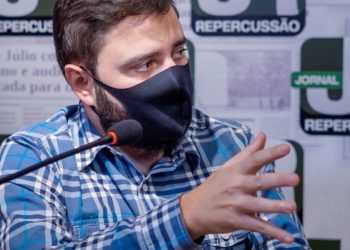 Presidente da AL/RS, Gabriel Souza, concede entrevista ao Grupo Repercussão