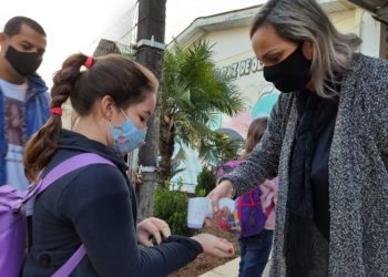 Ensino híbrido marca o retorno junto às escolas