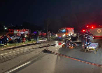 Grave acidente de trânsito deixa oito vítimas feridas na RS-239, em Campo Bom
