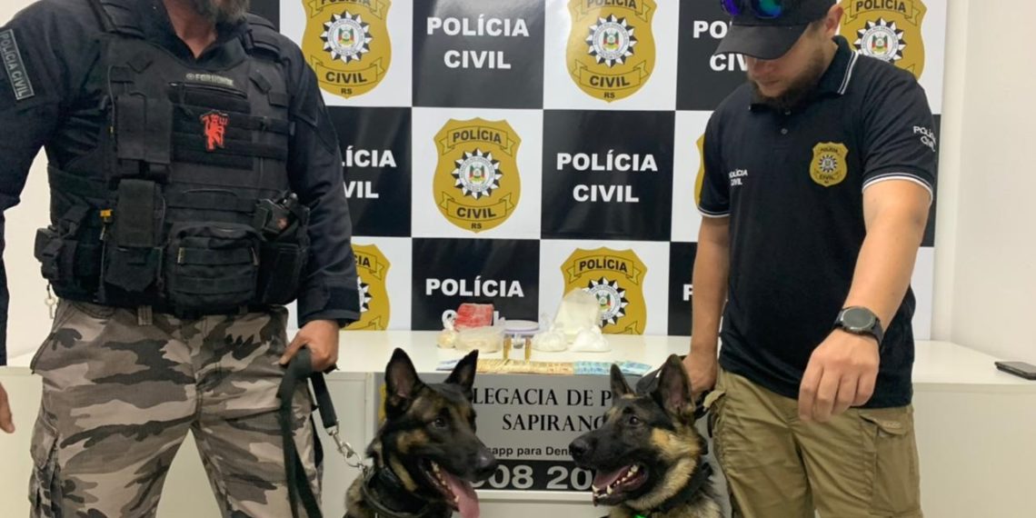 Polícia Civil derruba depósito de facção que vendia cocaína e crack em Sapiranga