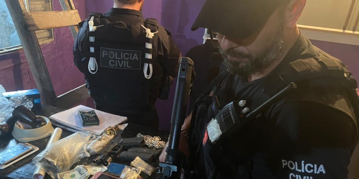 Suspeito é preso com arma escondida no banheiro em Sapiranga