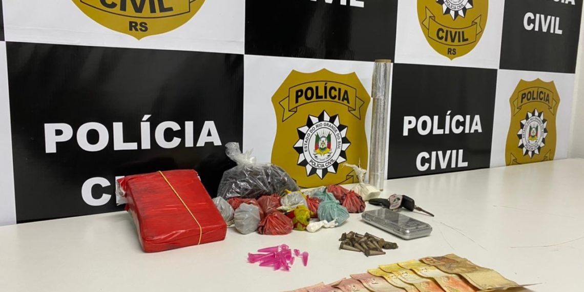 Cinco acusados presos e mais de 1kg de cocaína apreendida pela Polícia Civil