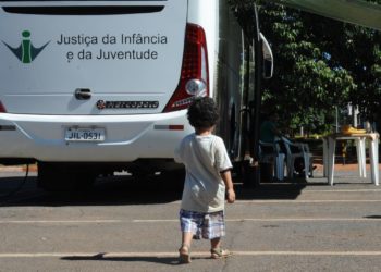 Há quase 5 mil crianças e adolescentes para serem adotados no país