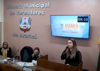 Vereadoras de Araricá derrubam veto de Foss no projeto que prevê transparência na vacinação
