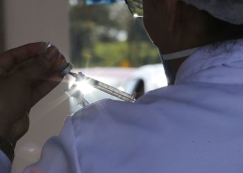Trabalhadores do transporte coletivo receberão vacina contra covid-19