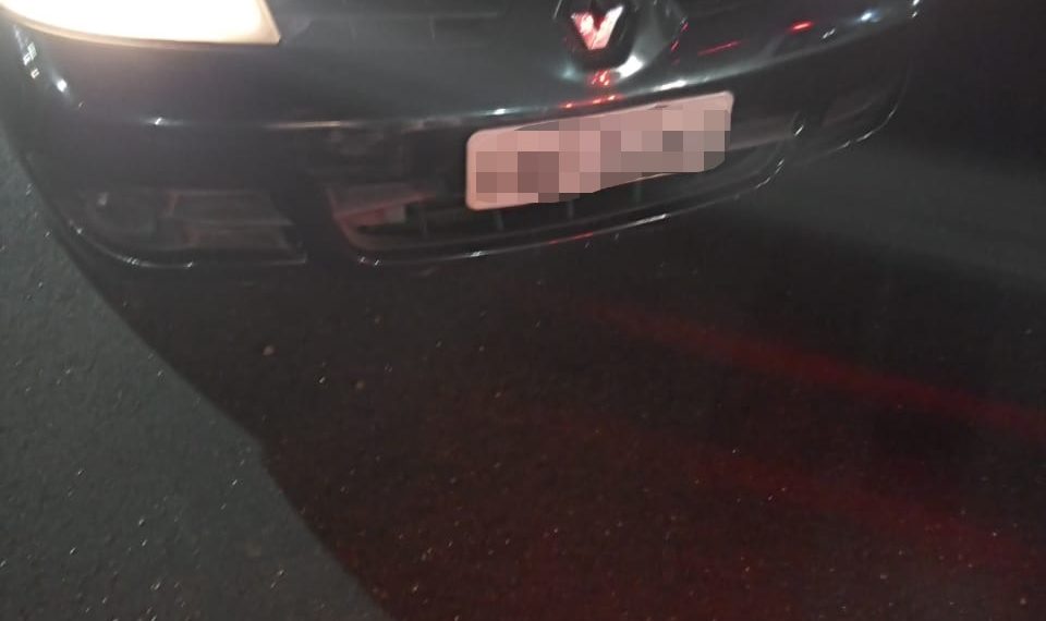 Kombi carregada de cigarros paraguaios se envolve em acidente na RS-239, em Sapiranga