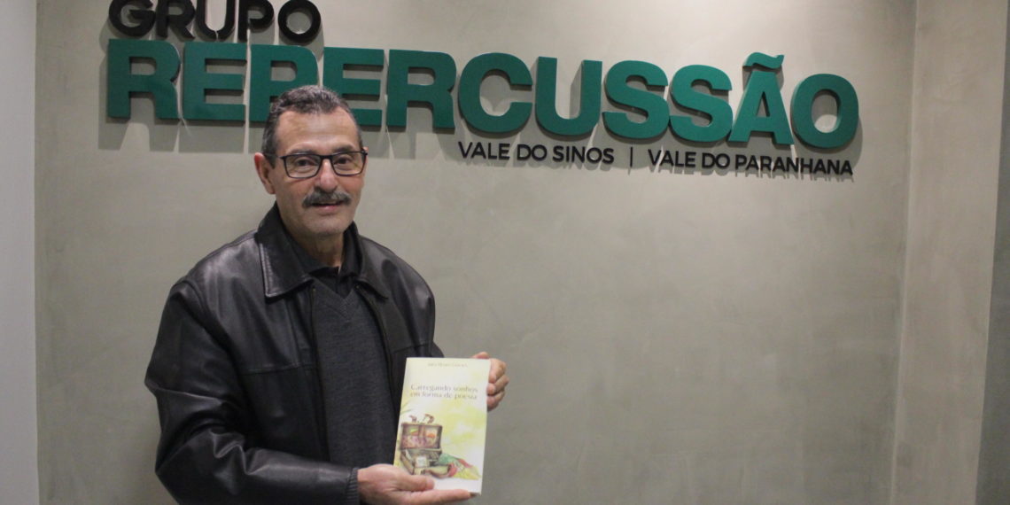 Novo livro de Jairo Brum Gomes tem inspiração em Deus, família e RS
