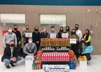 Sicoob MaxiCrédito repassa alimentos para a Prefeitura de Sapiranga